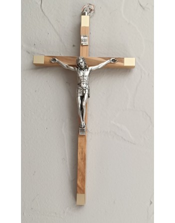 Crucifix en olivier et métal