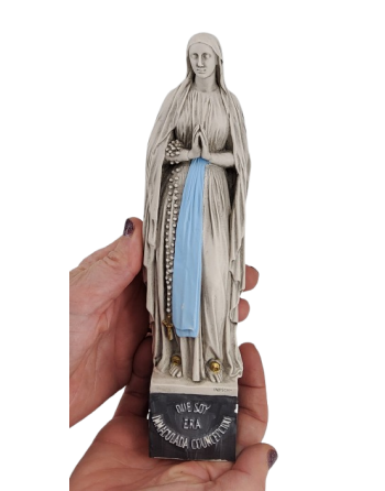 Estatua de Nuestra Señora de Lourdes - Patinada y coloreada a mano - 23cm